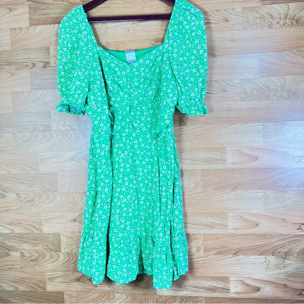 No Boundaries Floral Print Dress w/Bottom Ruffle & Side Zipper & Puffy Sleeves